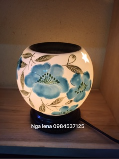 Đèn tinh dầu size to kèm tinh dầu