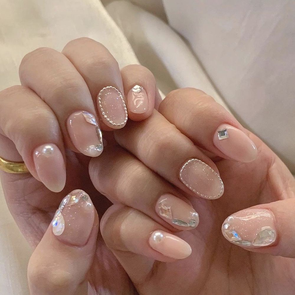 Dây bi dẹt kim loại gắn móng nail