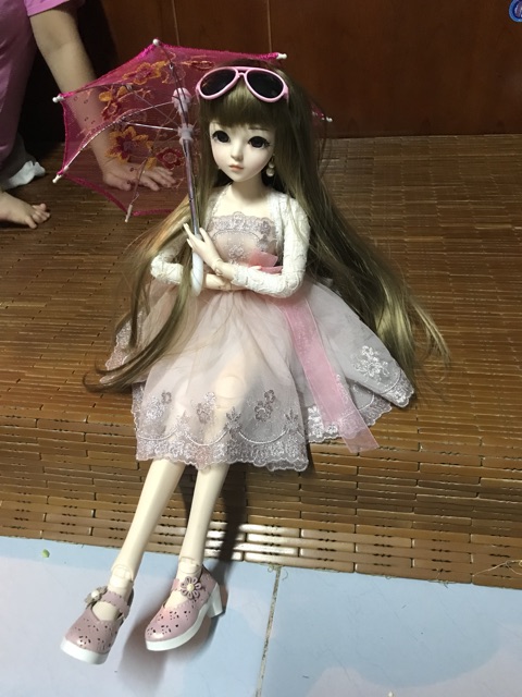 Búp bê doris 1/3 mặc váy thiết kế