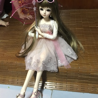 búp bê doris 1/3 mặc váy thiết kế