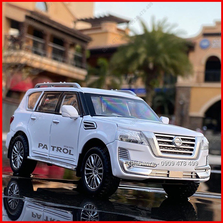 Xe Mô Hình Kim Loại Suv Nissan Patrol - Tỉ Lệ 1:32 - 9839