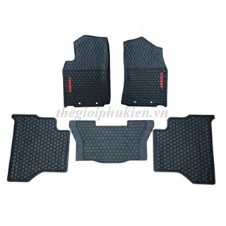 Lót sàn cao su đúc 3D dành cho xe Nissan Terra