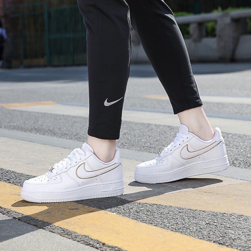 Giày AF1 Trắng Vệt Vàng, Giày Sneaker Air Force 1 Trắng Móc Vàng Full Box Bill