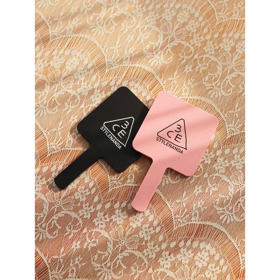 Gương Cầm Tay 3CE Square Hand Mirror Dáng Vuông 120 x 217mm