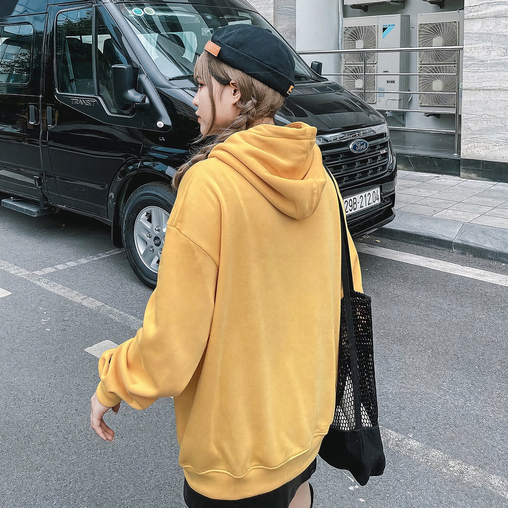 Áo Hoodie Thêu Logo Champion Sắc Nét Phía Trước-Chất Vải Nỉ Bông Cotton-Form Rộng Rãi Unisex Nam Nữ-Màu Vàng Cam