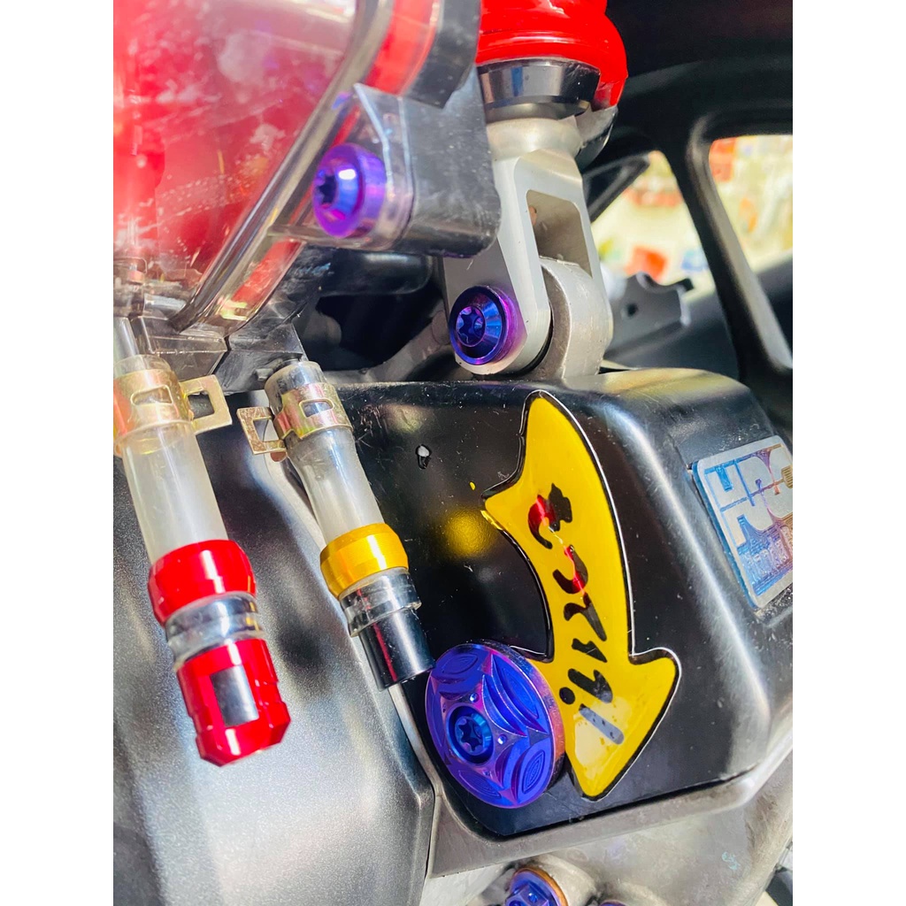 Ốc TITAN GR5 8ly30 Dù Dày gắn chân phuộc xe tay ga Vario - Click - Ab125/150 - Shmode - SH , Vision ...