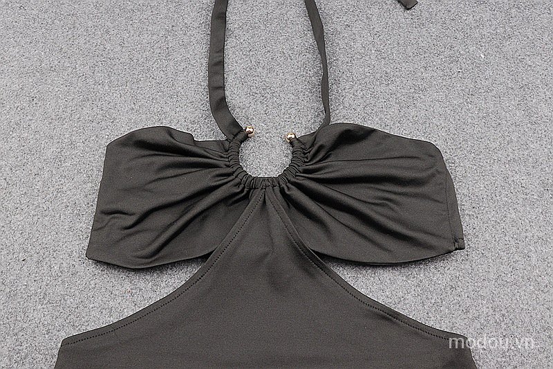 Đầm không tay khoét cổ yếm quyến rũ thời trang cho nữ