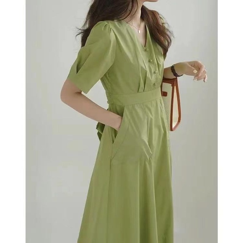 Đầm xòe tay ngắn cổ chữ V màu xanh lá phong cách retro thời trang cho nữ