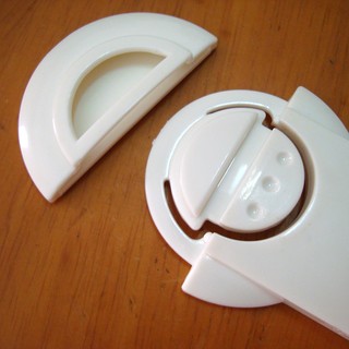 Khóa tủ lạnh 539 ( nhật nội địa )