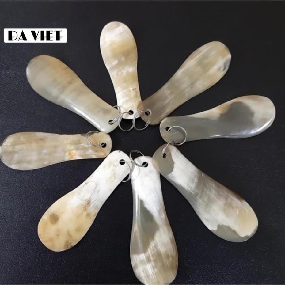 Đón gót giày bằng sừng cao cấp kèm móc treo chìa khóa