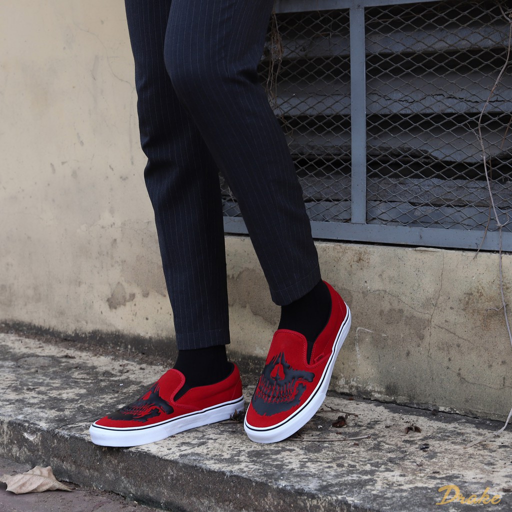 Giày sneakers Vans UA Classic Slip-On VN0A4BV3TBU