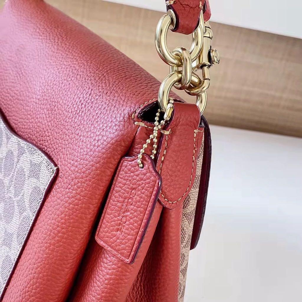 Oach May Shoulder Bag in Signature Canvas - chính hãng