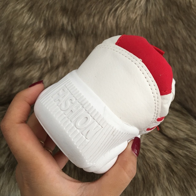 Giầy thể thao nữ_trắng đỏ_A10