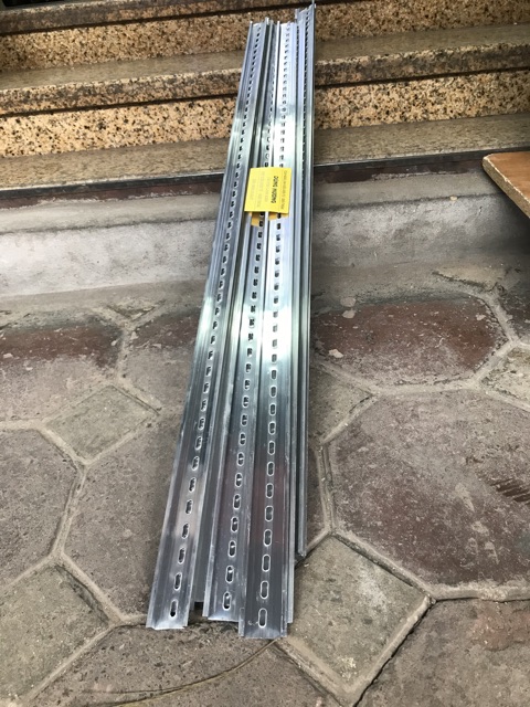 Thanh nhôm nẹp dây điện dài 1m