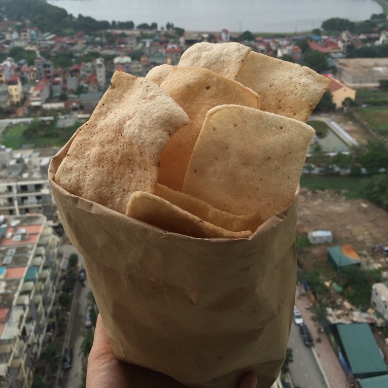 Bánh phồng 4 vị tôm - chuối - khoai môn - mè đen |Bánh phồng ngon| Đặc sản Cà Mau |GÓI 200G|KHÔNG NGON HOÀN TIỀN | BigBuy360 - bigbuy360.vn