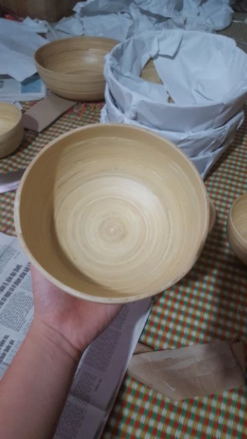 Chậu ngâm tay  làm bằng cốt tre  nứa ghép dùng trong nail và spa