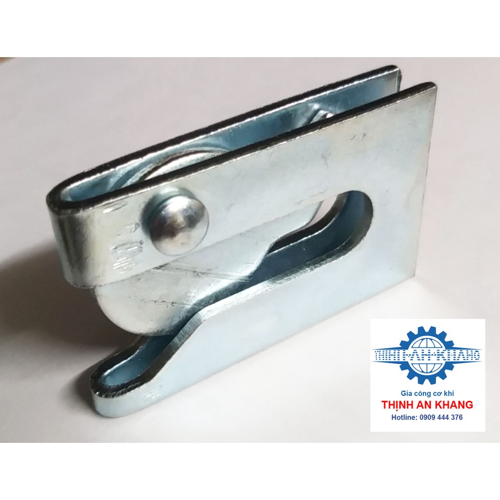 Khoá cửa đồng tiền cho chuồng trại