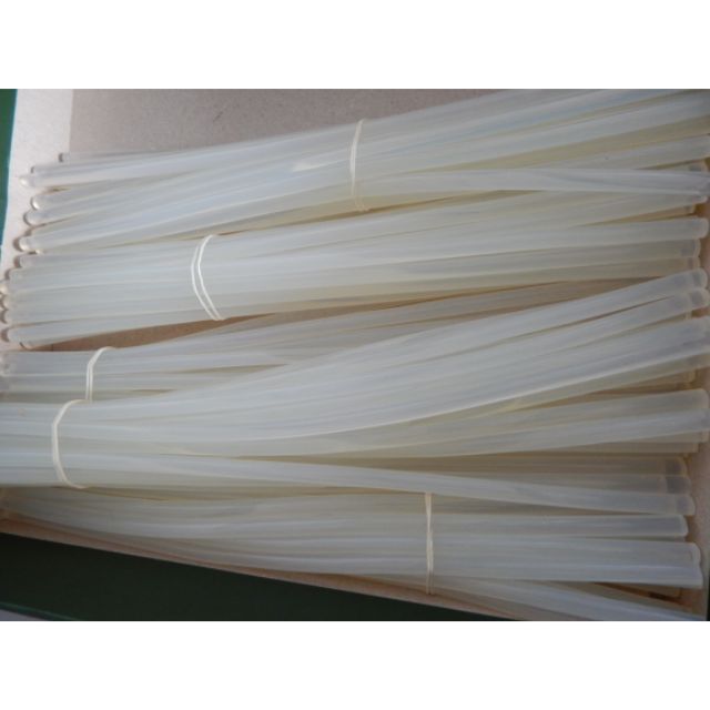 Keo nến nhỏ 0,7x25cm (set 10 cây 13k)