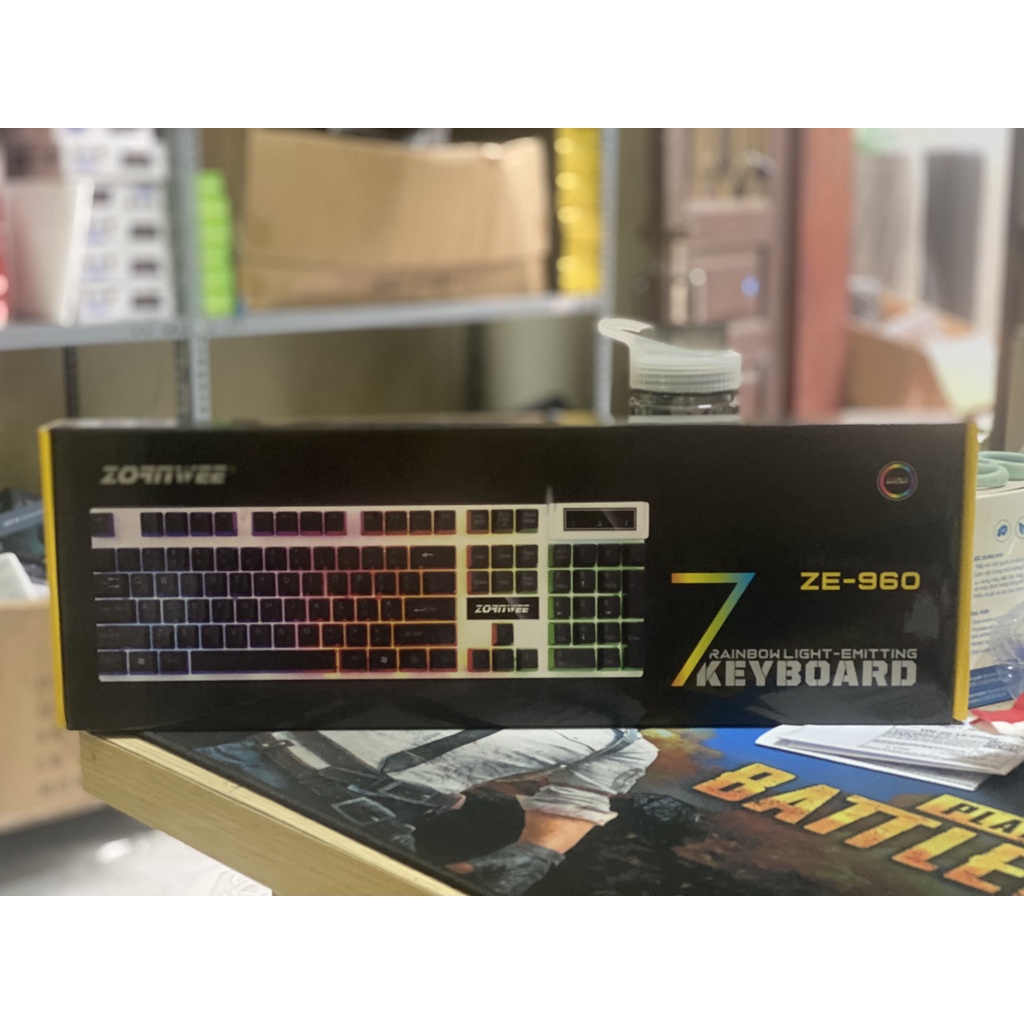 Bàn Phím, Bàn Phím Led Giả Cơ ZE 960, Thiết Kế Đẹp Mắt, Chắc Chắn. Đèn led RGB, thao tác mượt mà