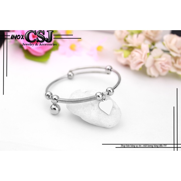 Vòng tay nữ hình trái tim nhỏ xinh