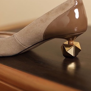 Giày Cao Gót Da Lộn Thiết Kế Khâu Đơn Giản Thoải Mái Thời Trang Cao Cấp Cho Nữ