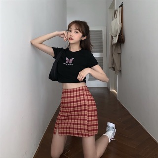 Áo croptop ôm hình