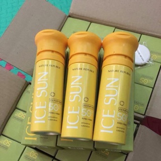 Sale sock kem chống nắng ice sun 200k