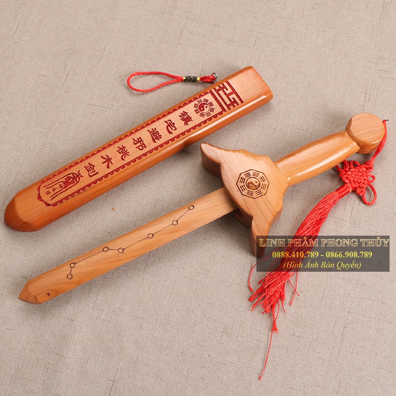 Kiếm Gỗ Đào tự nhiên - Kiếm Thất Tinh 60cm