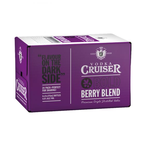 Nước trái cây lên men Vodka Cuiser Berry Blend thùng 24 chai 330ml
