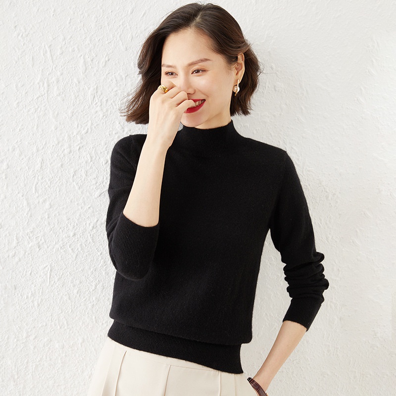 Áo Phông Nữ Ngắn Tay Cổ Tròn Chất Cotton Thấm Hút Mềm Mát