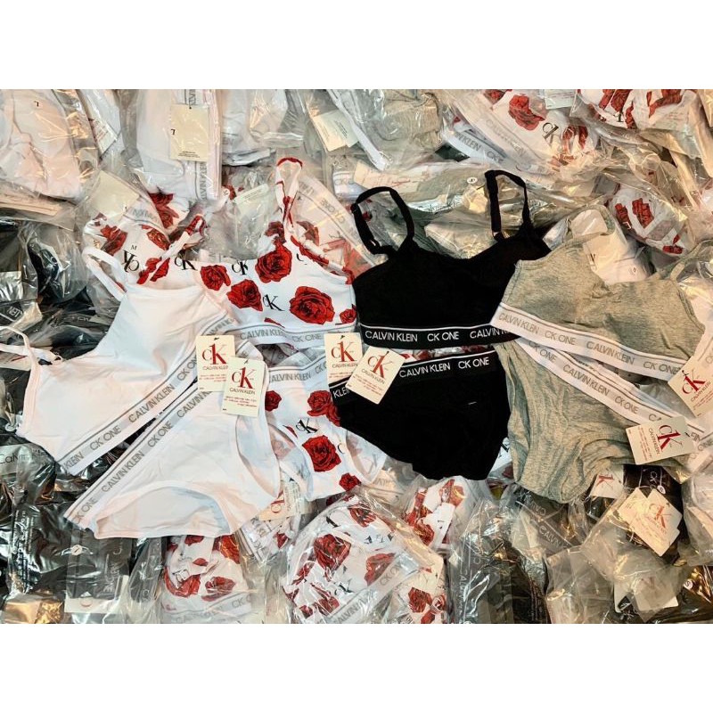 9/2020 - Bộ CK One trơn khoét lưng U hàng cao cấp | BigBuy360 - bigbuy360.vn