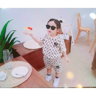 Bbe07- bộ n.y in tràn 2 màu đen trắng cho bé giá tốt hàng đẹp