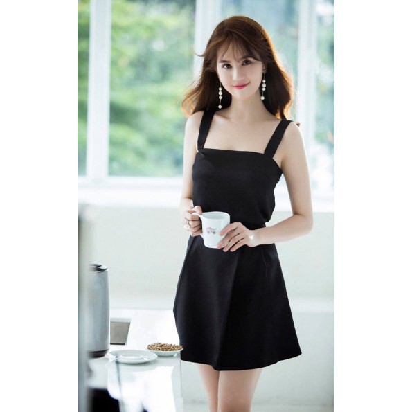 Đầm body đen Ngọc Trinh 1840
