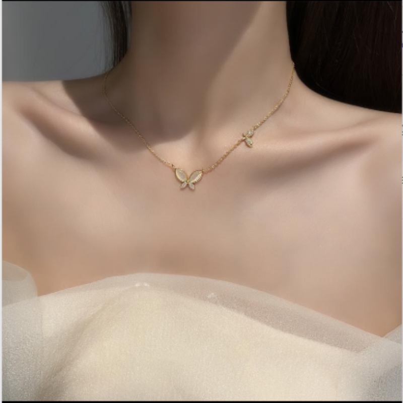 Dây Chuyền Mặt Hình Bướm Đính Đá Opal Sang Trọng Cho Nữ