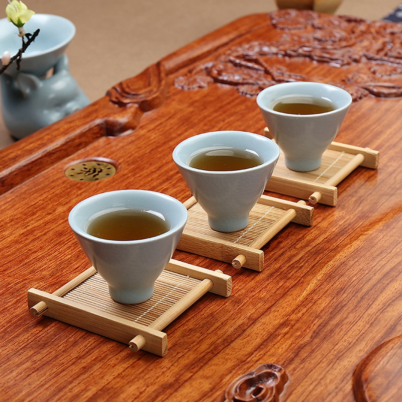 Set 10 Đế Lót Ly Trà / Cà Phê Bằng Tre Hình Vuông Tiện Dụng