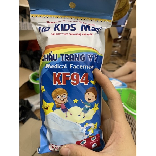 Khẩu trang KF94 4D cho bé (gói 10c)