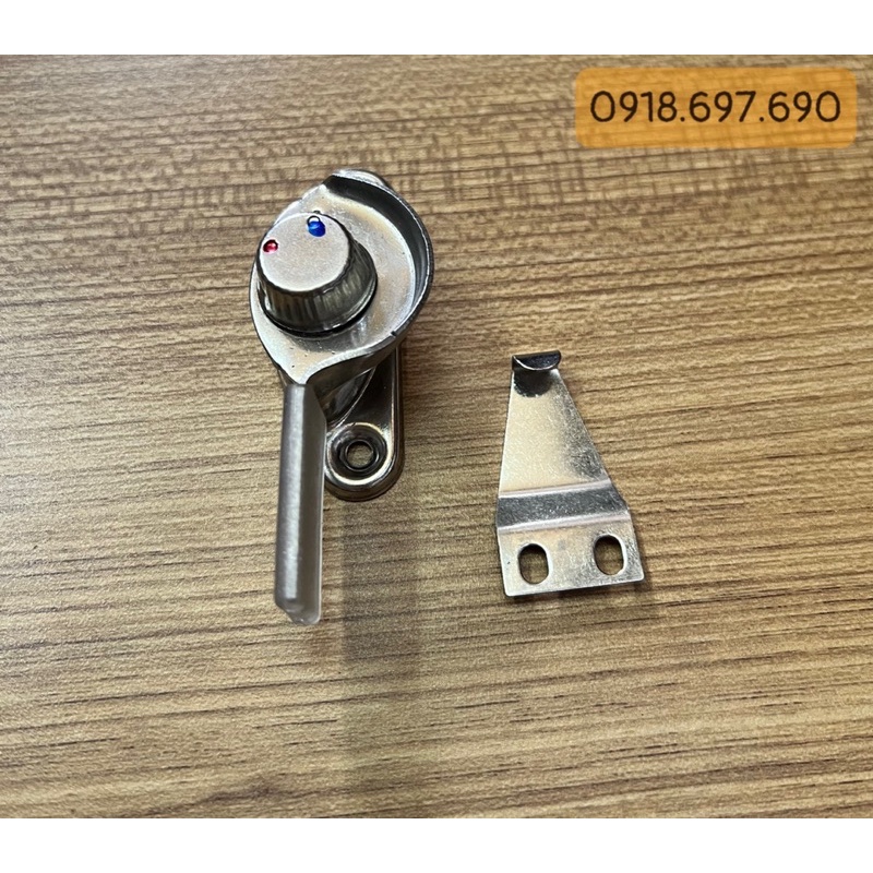 Khoá sò vặn xanh đỏ Inox cửa sổ lùa nhôm