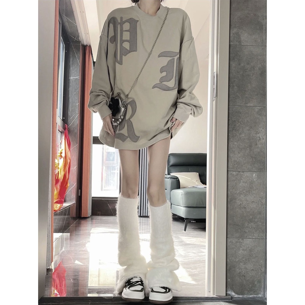 Áo sweater Tay Dài Cổ Tròn Hoạ Tiết Chữ Thêu Cho Phái Nữ