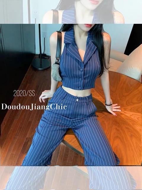 Set vet hở lưng