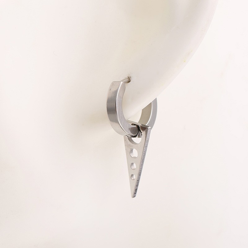 Khuyên tai nam nữ xỏ lỗ hình tam giác cá tính