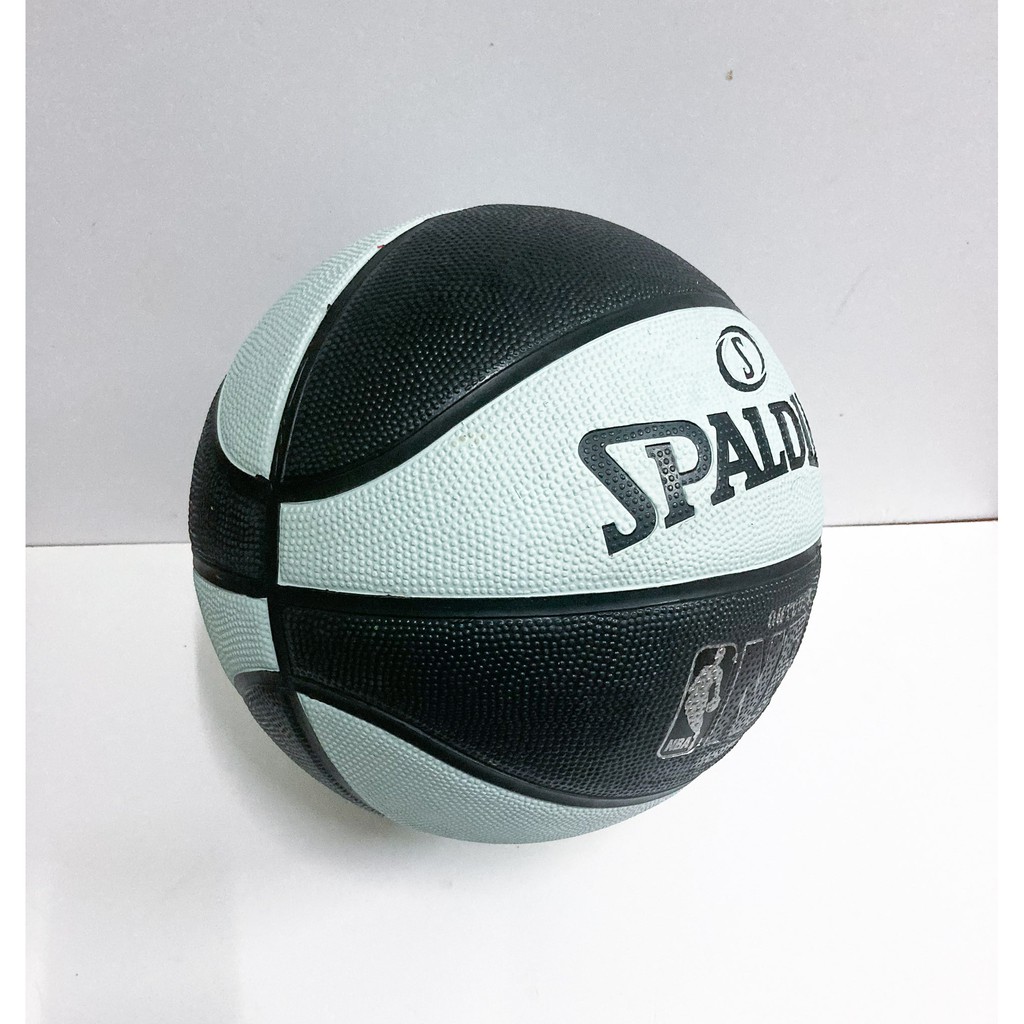 Banh Bóng Rổ Spalding - Outdoor - Size 7 - Tặng Kim + Túi lưới SIÊU HOT