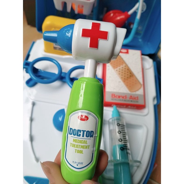 Đồ chơi hướng nghiệp: bé là bác sỹ dạng balo