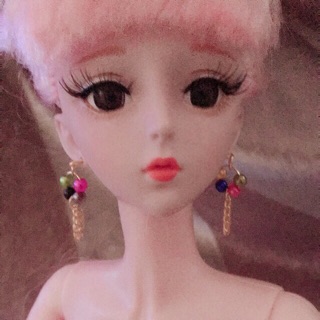 Bông tai búp bê