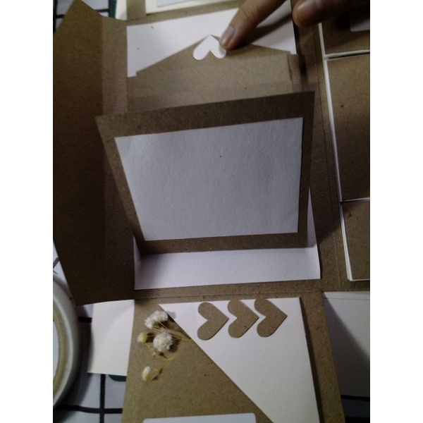 3110 thiệp handmade gắn hình