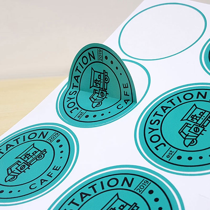 In tem nhựa chống nước in sticker label theo yêu cầu