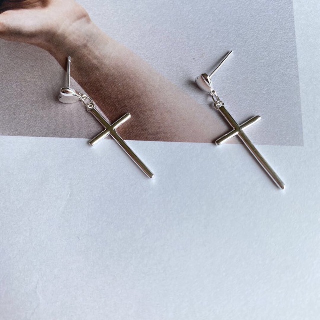 Khuyên tai thanh đá phối chữ thập (dấu cộng) bạc ta cao cấp