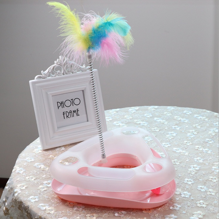 Đồ chơi chó mèo , Tháp chuông hình tam giác kèm lò xo lông vũ - Phụ kiện chó mèo - ShopPetAz