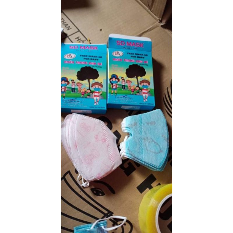 Khẩu trang trẻ em