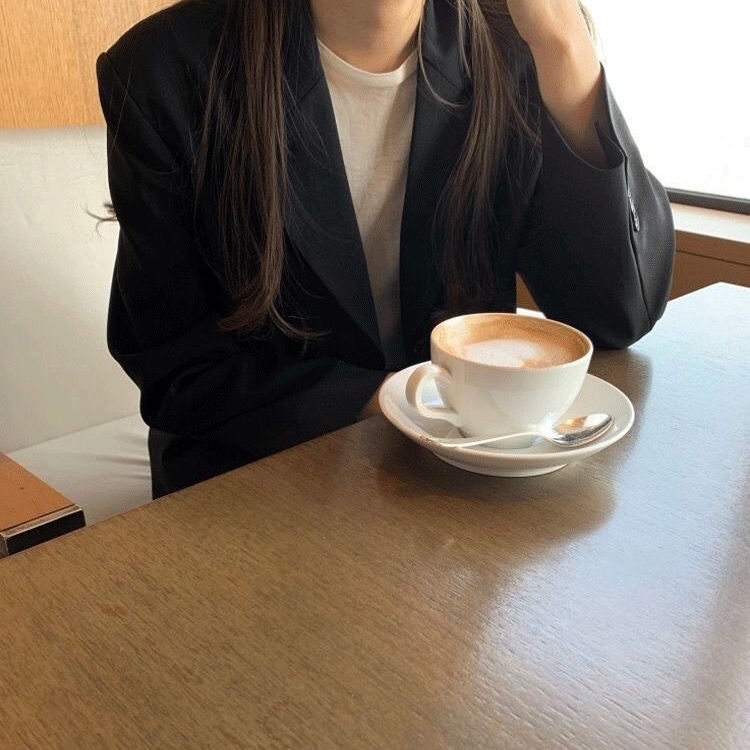 Áo khoác vest ngắn màu sáng phong cách thu đông mới cho nữ