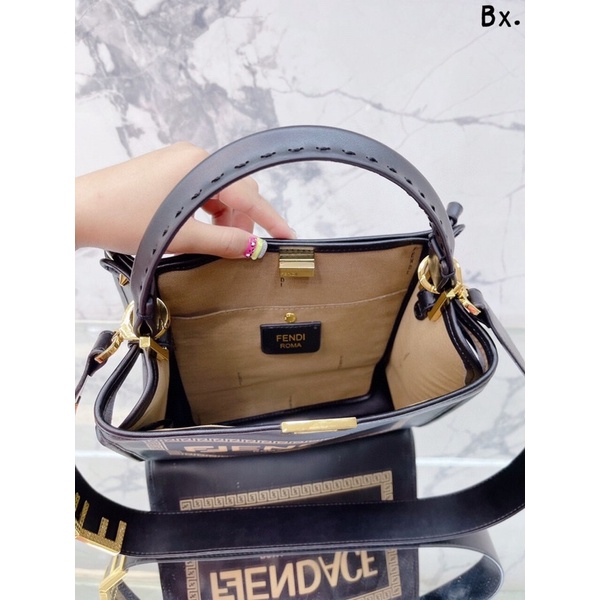 Túi xách Fendì tote sz 30cm chất da bò